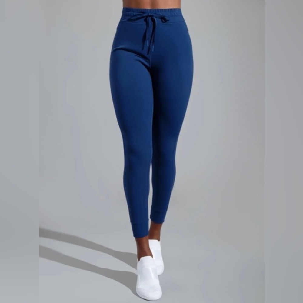 BuffBunny Jewel Joggers in Midnight Navy